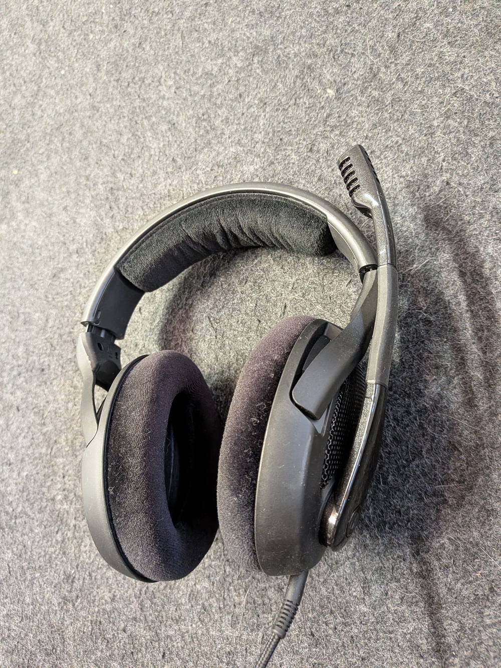 Sennheiser Over-Ear Headset in Dark Gray